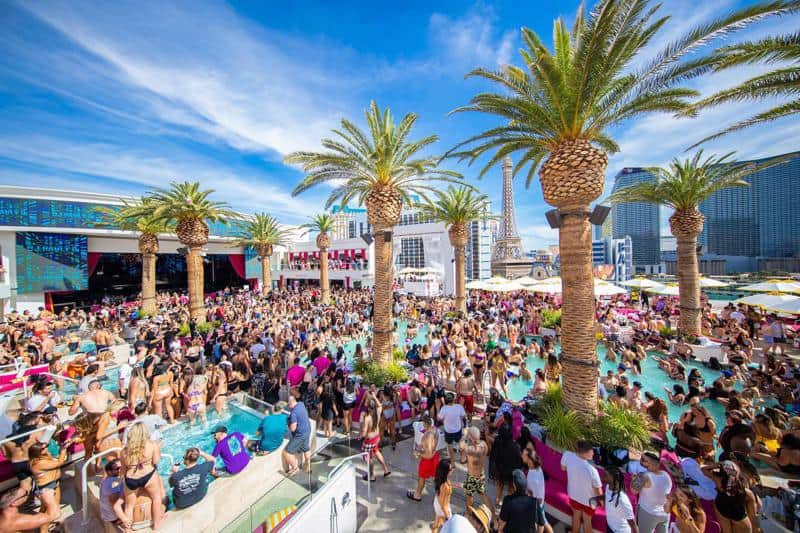 Drai’s Beachclub Pool Party 1