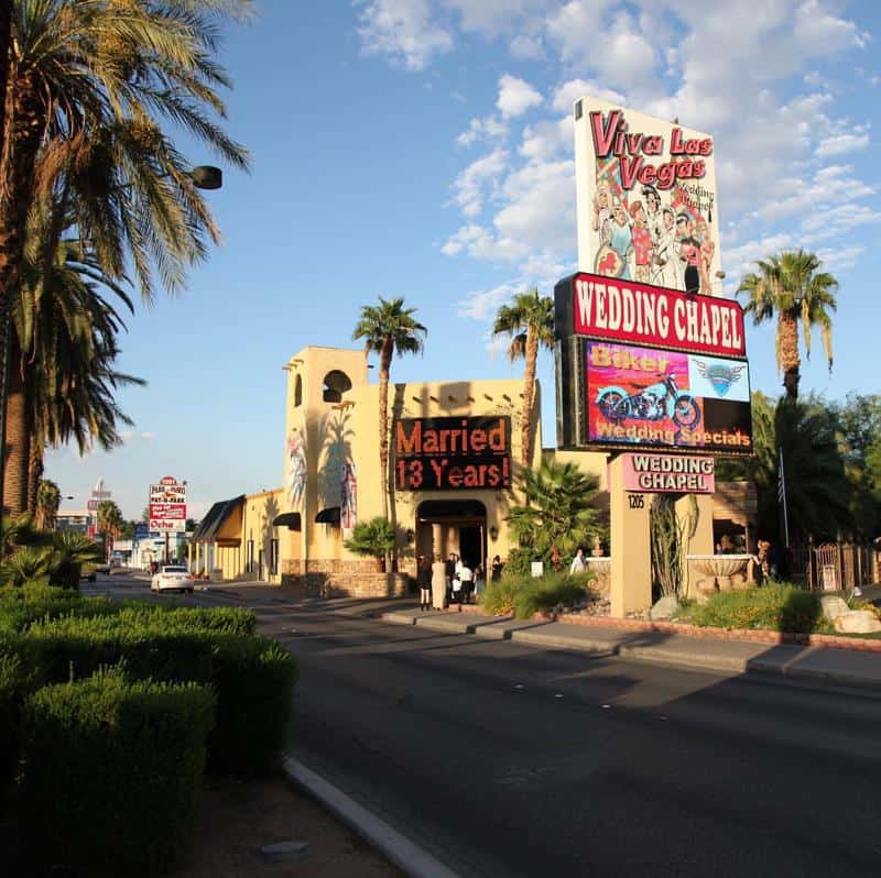 Viva Las Vegas Wedding Chapel 1