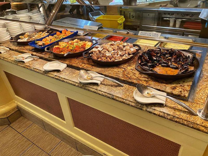 Bellagio Buffet Seafood 1