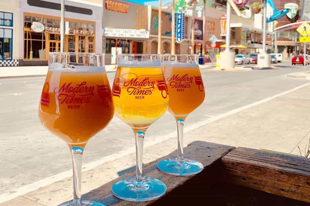 Cheap Drinks on Fremont Street