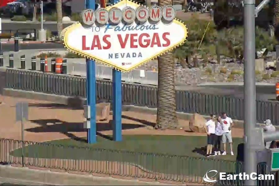 Welcome to Fabulous Las Vegas Sign Live Camera